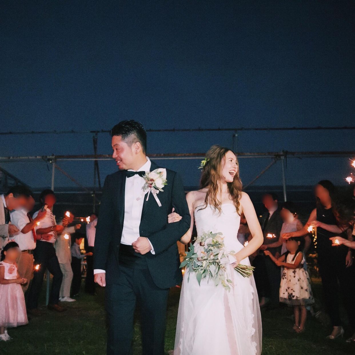 披露宴パーティのカバー写真