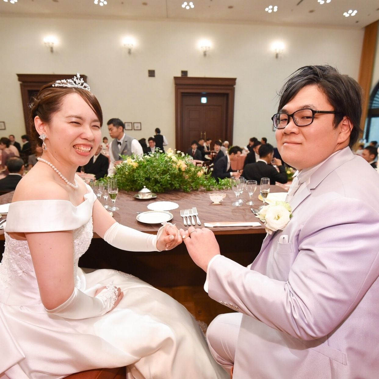 披露宴パーティのカバー写真