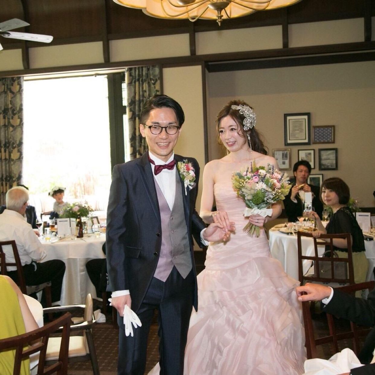 披露宴パーティのカバー写真