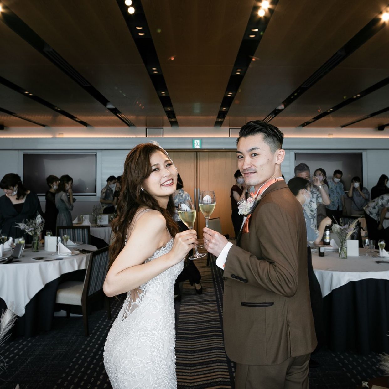 披露宴パーティのカバー写真