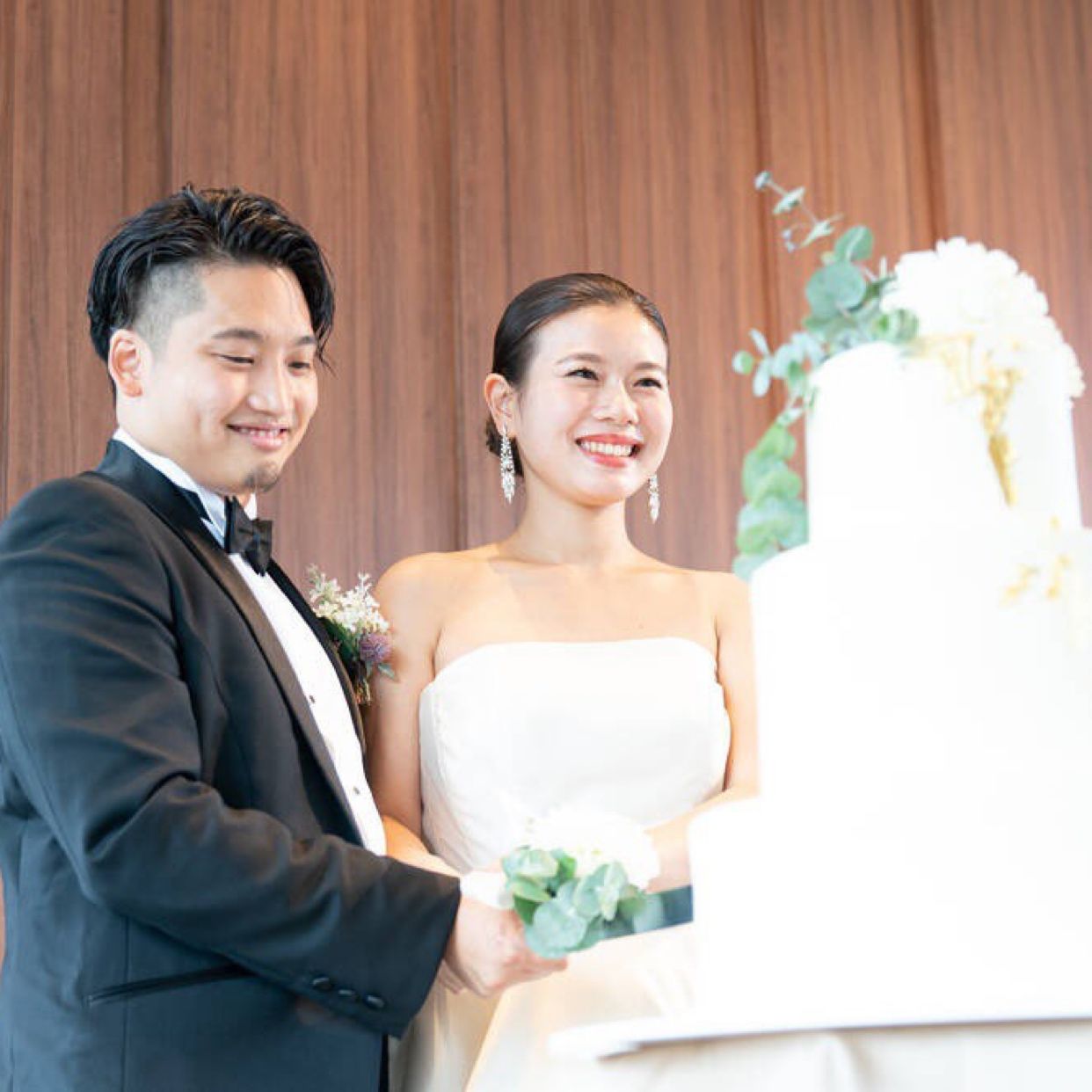 披露宴パーティのカバー写真