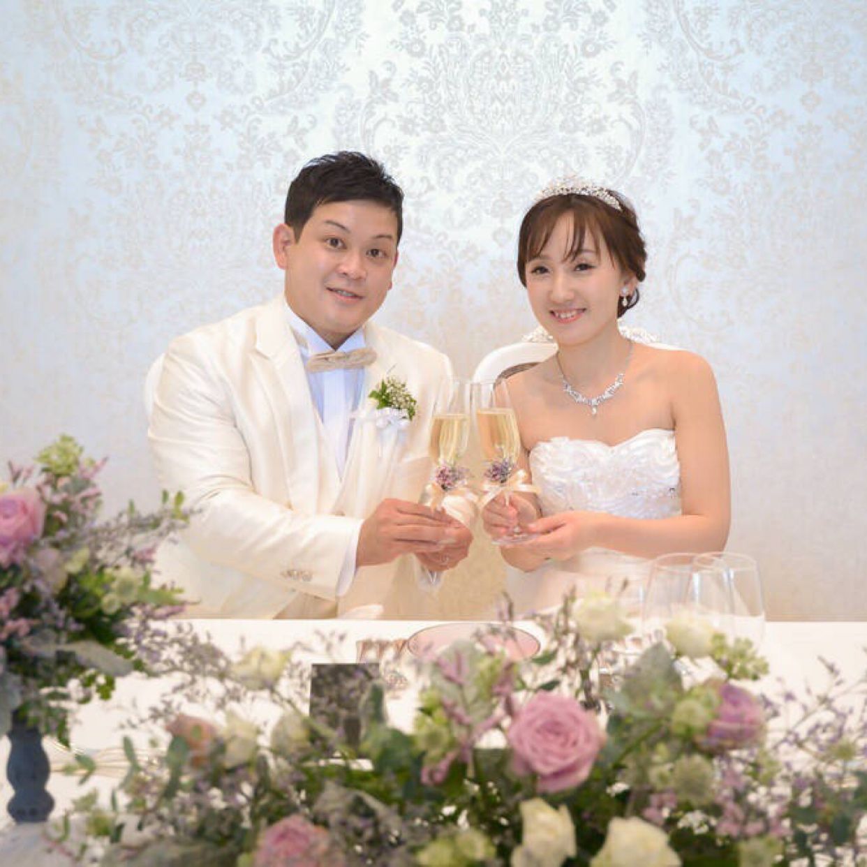 披露宴パーティのカバー写真