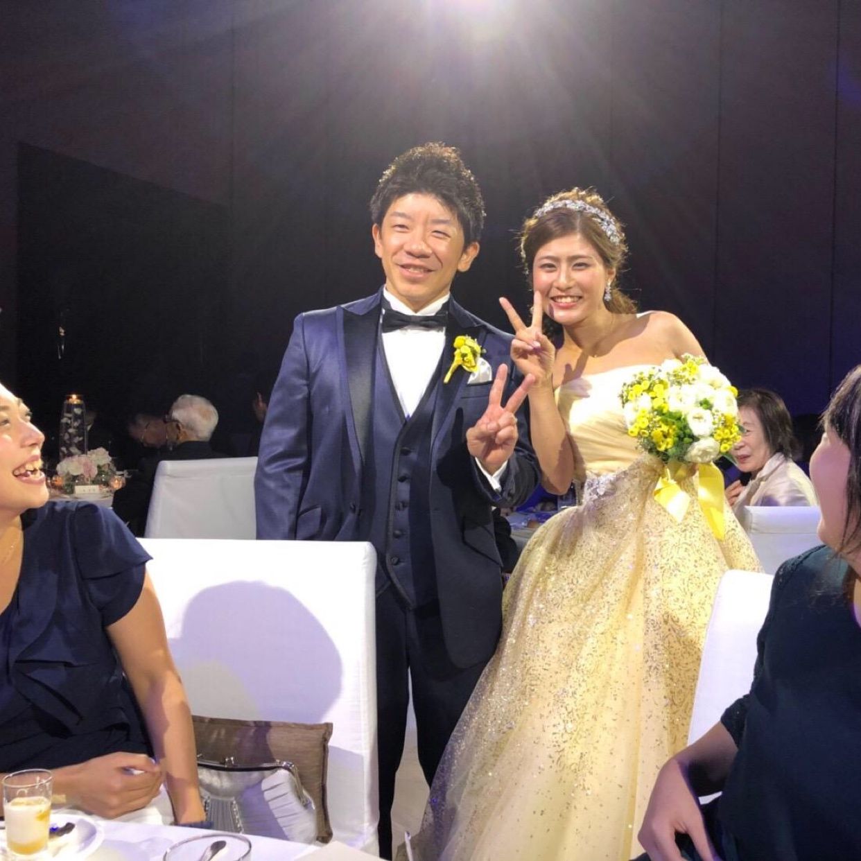 披露宴パーティのカバー写真