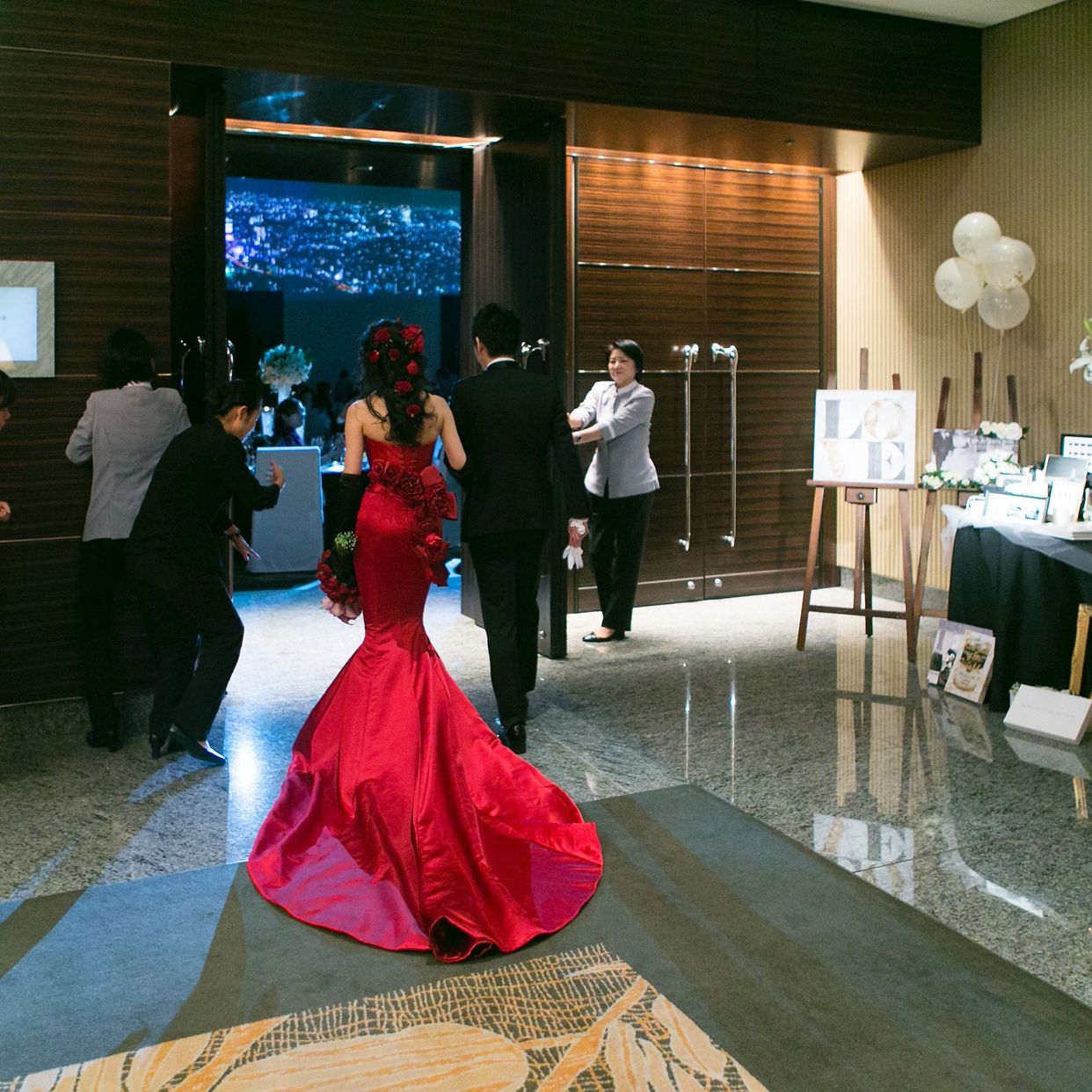 披露宴パーティのカバー写真