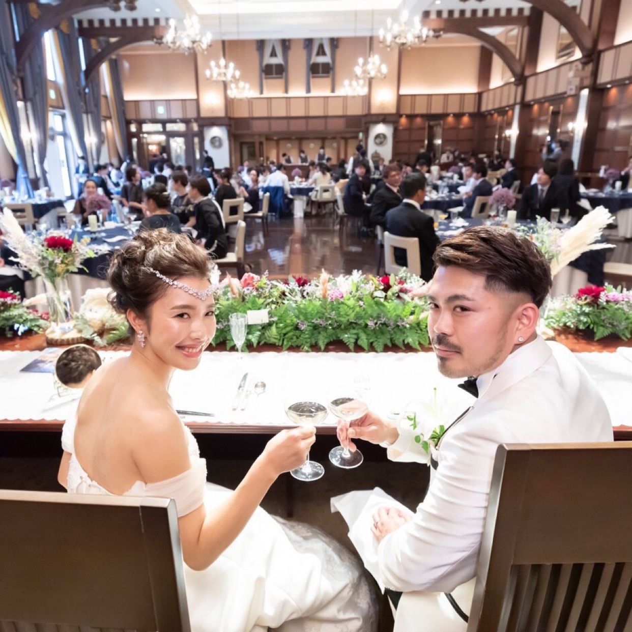 披露宴パーティのカバー写真