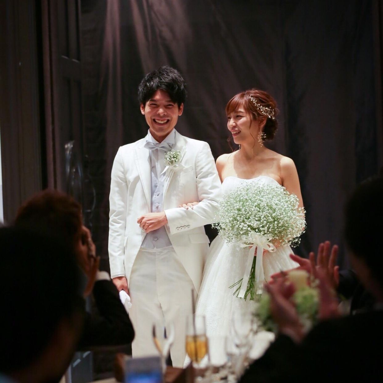 披露宴パーティのカバー写真