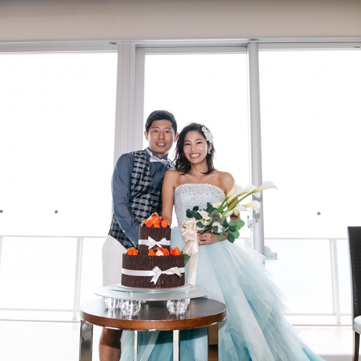 披露宴パーティのカバー写真