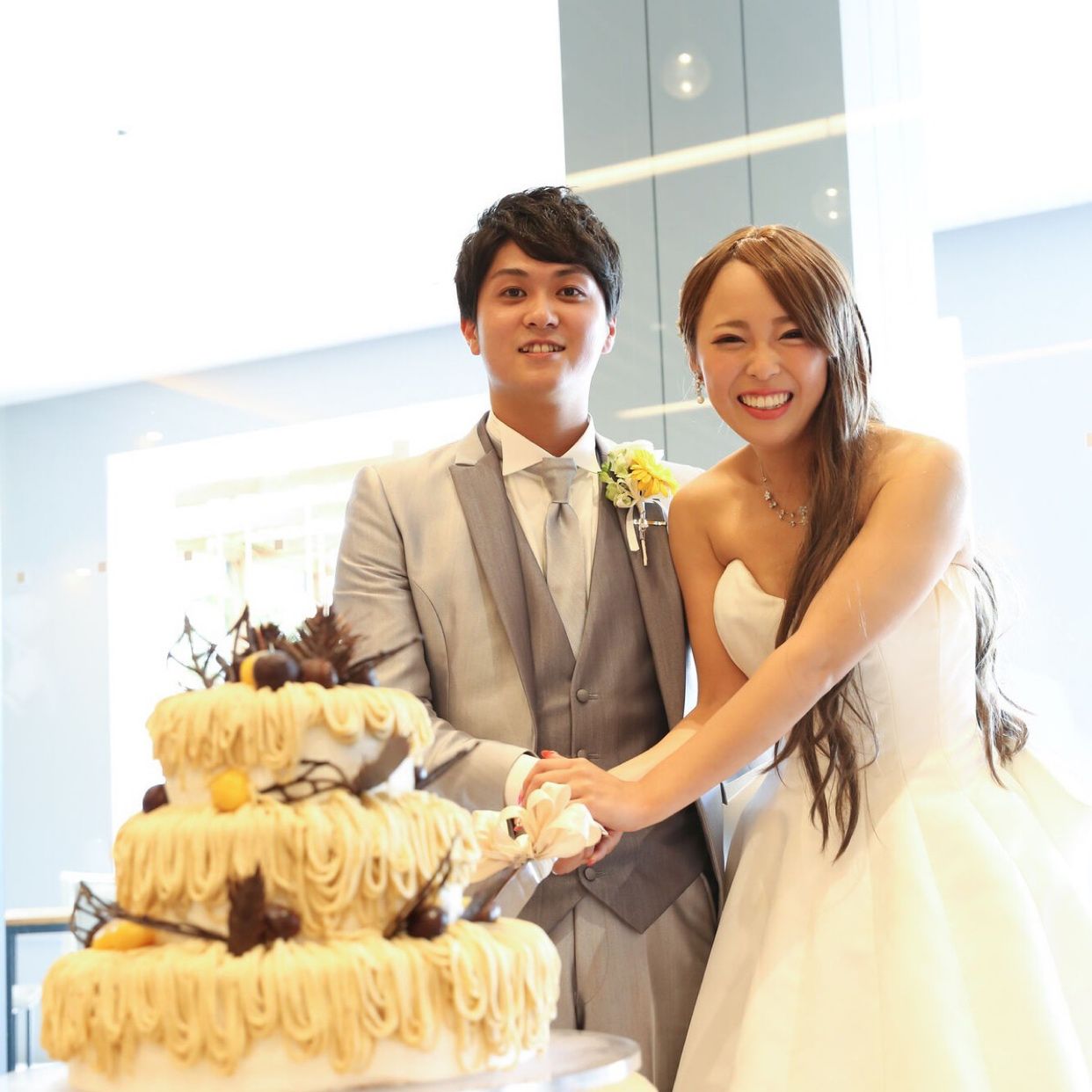 披露宴パーティのカバー写真