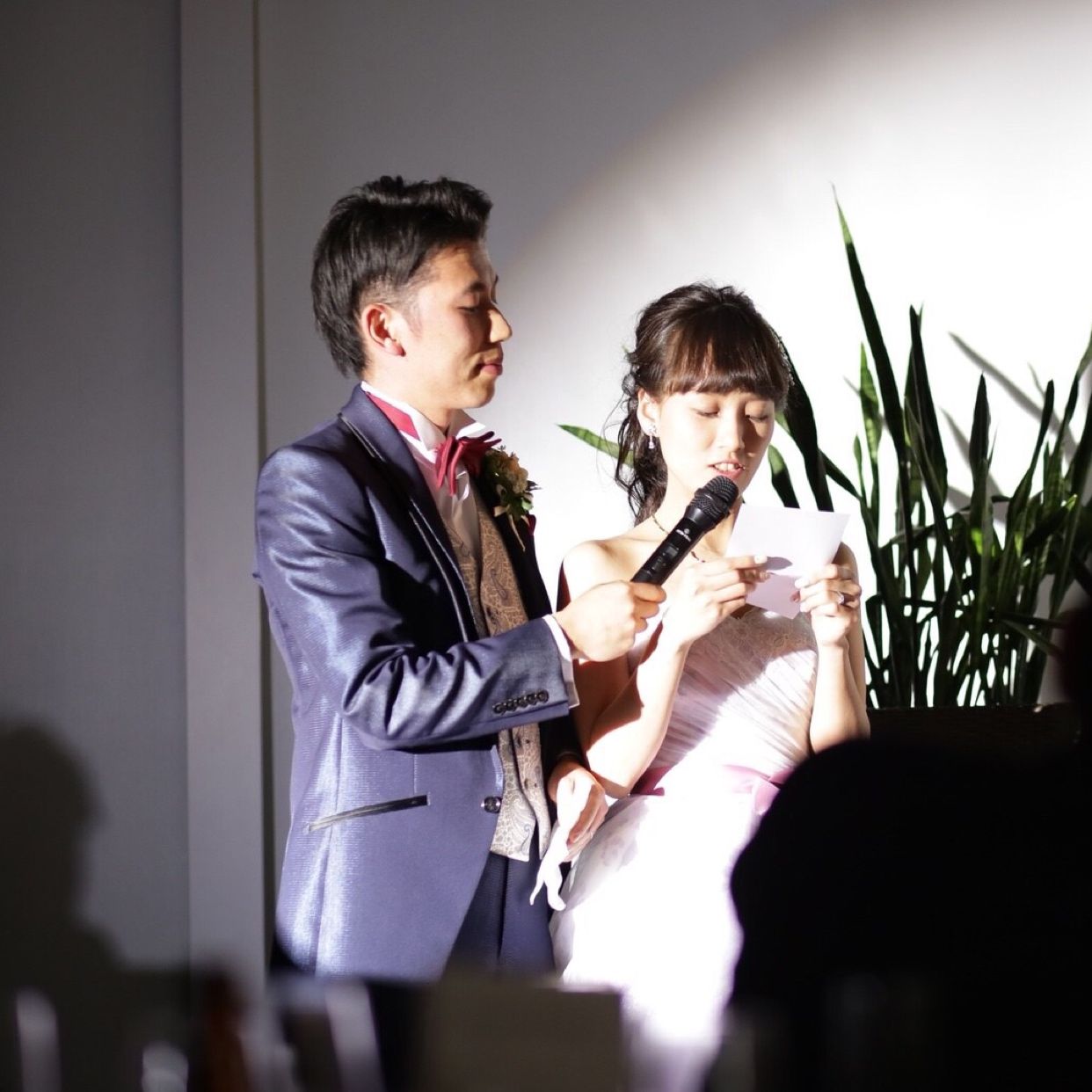 披露宴パーティのカバー写真