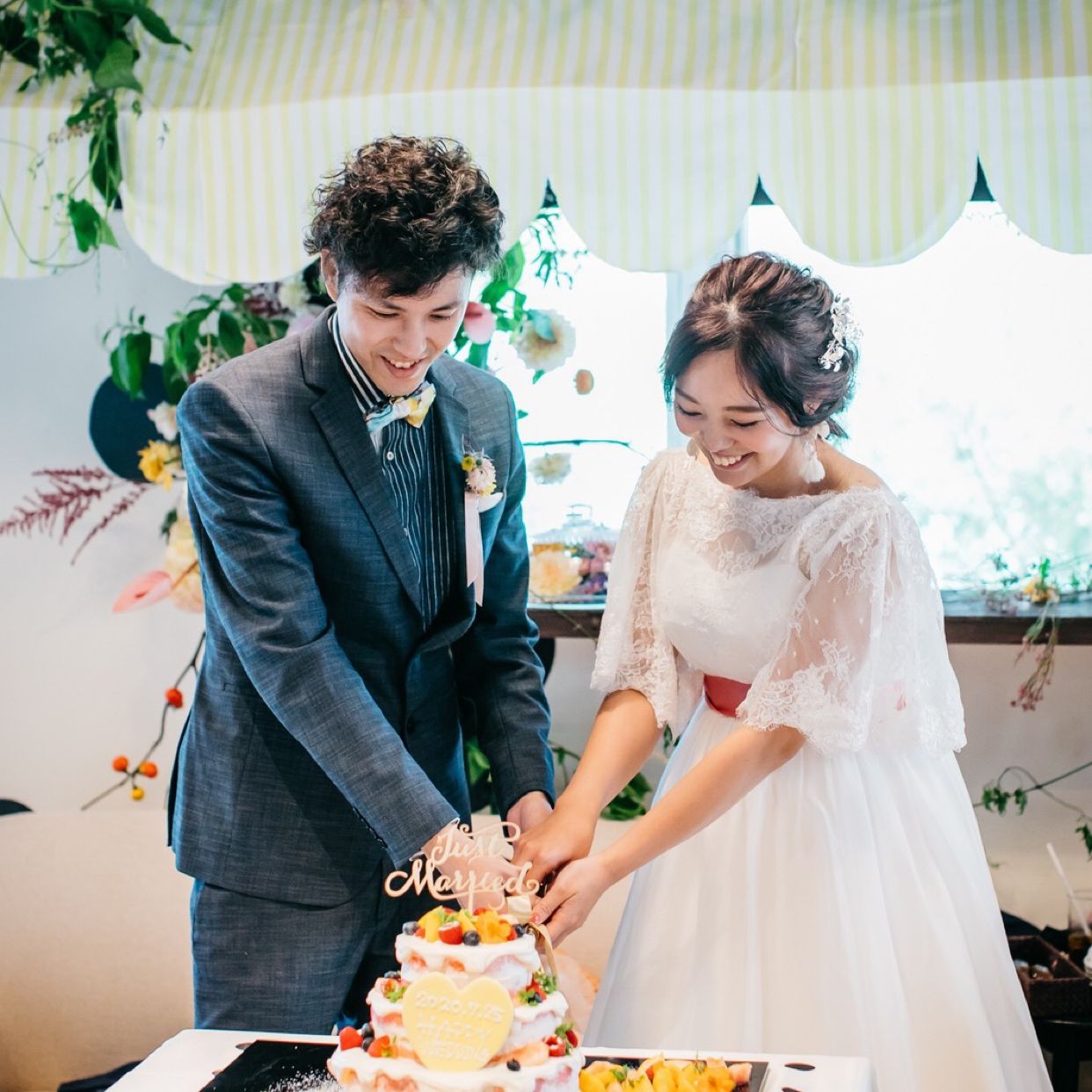 披露宴パーティのカバー写真