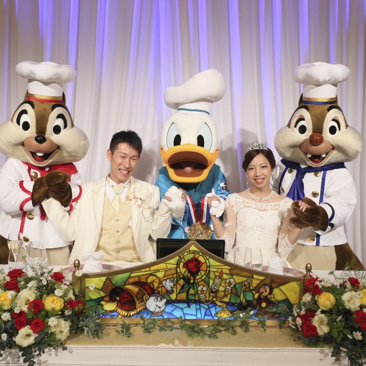 披露宴パーティのカバー写真