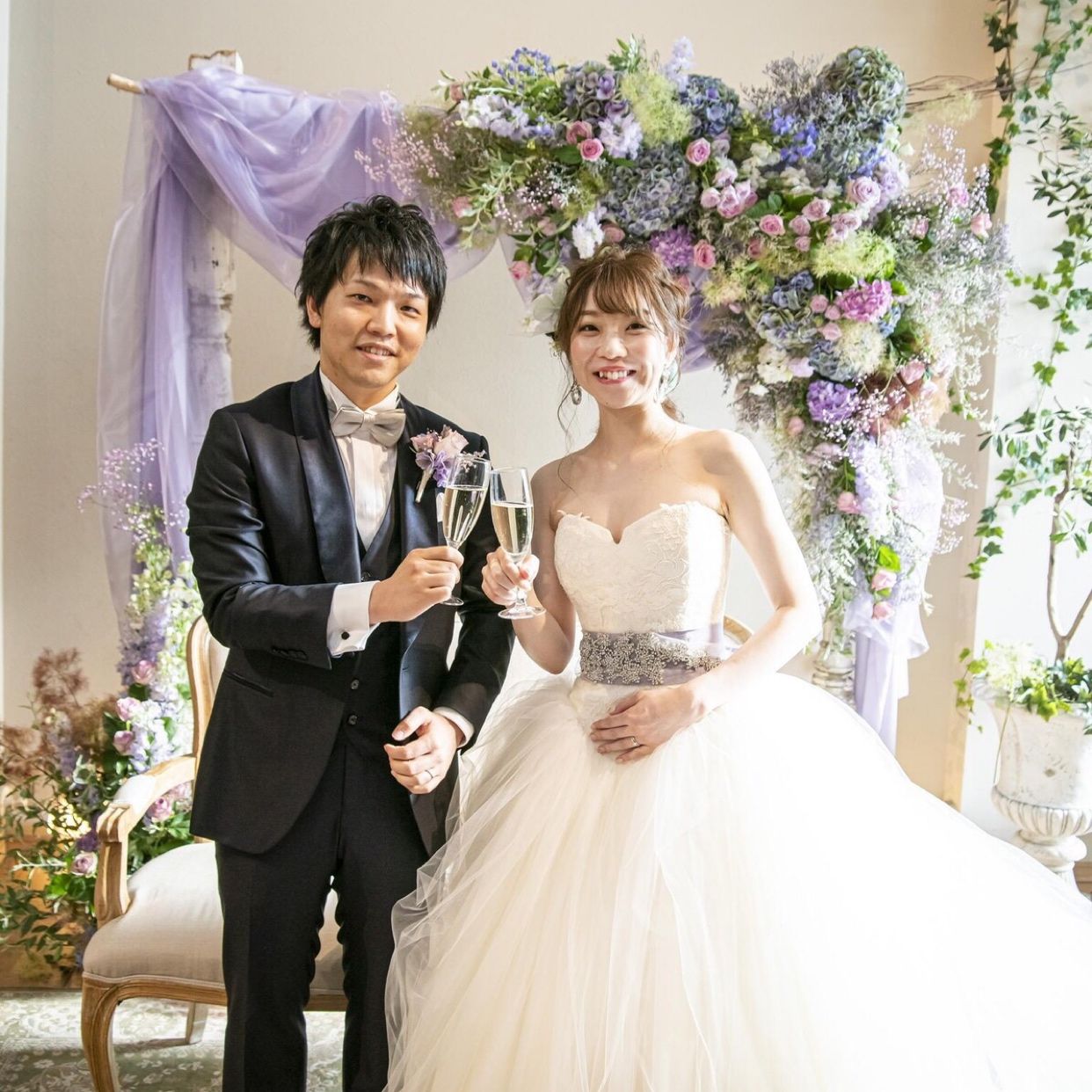 披露宴パーティのカバー写真