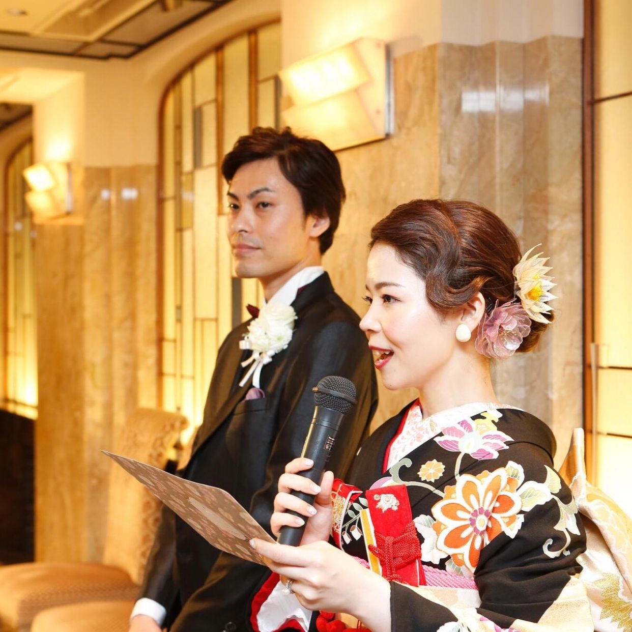 披露宴パーティのカバー写真