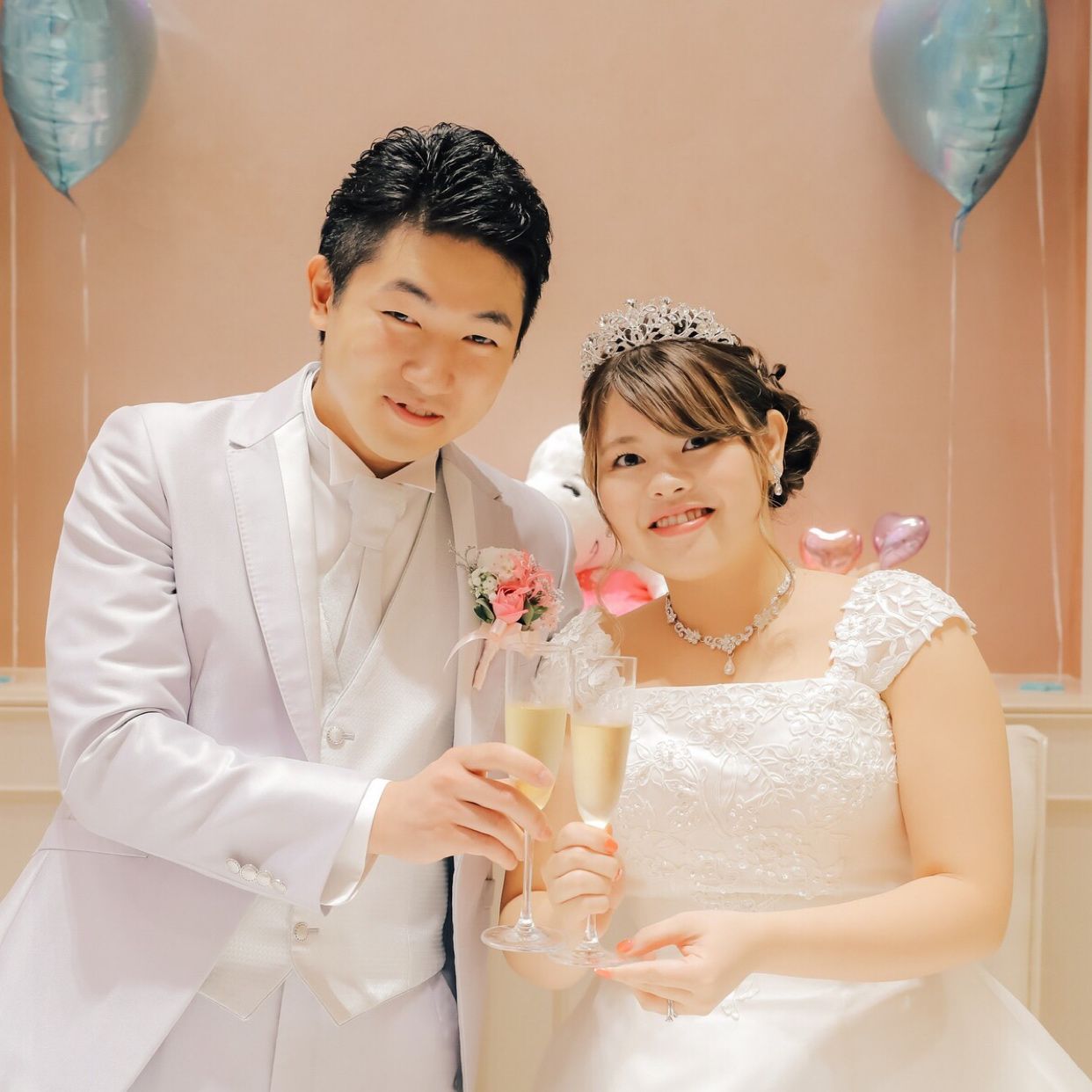 披露宴パーティのカバー写真