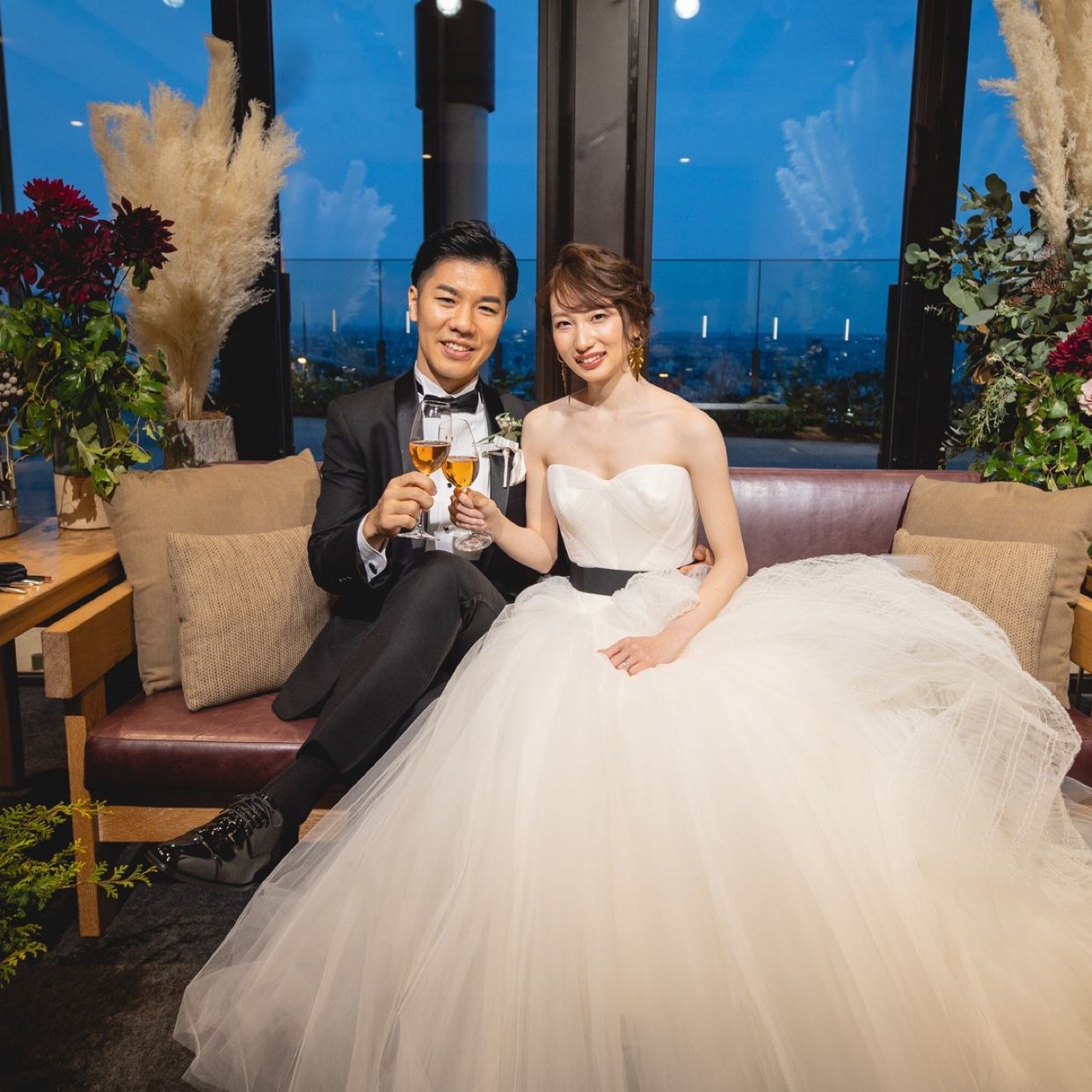 披露宴パーティのカバー写真