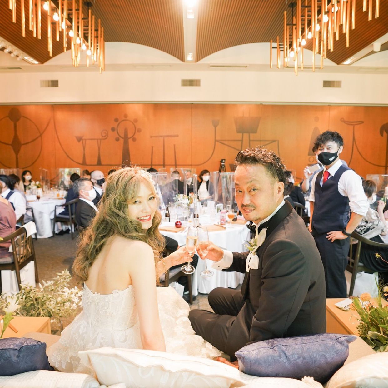 披露宴パーティのカバー写真