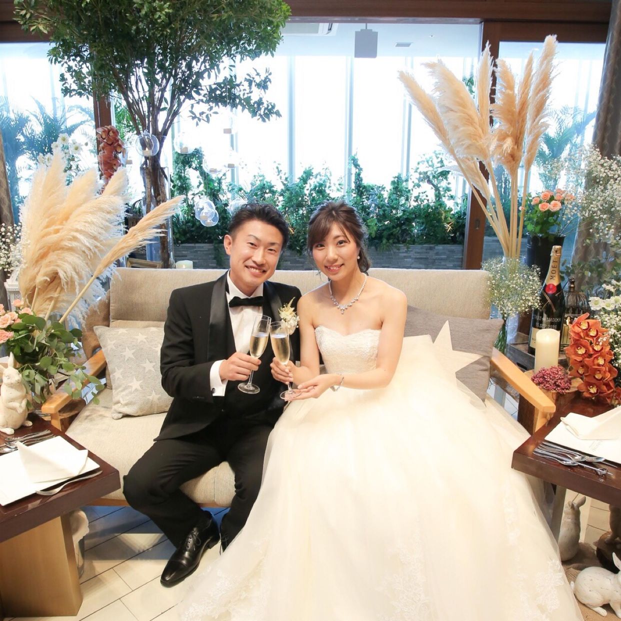 披露宴パーティのカバー写真