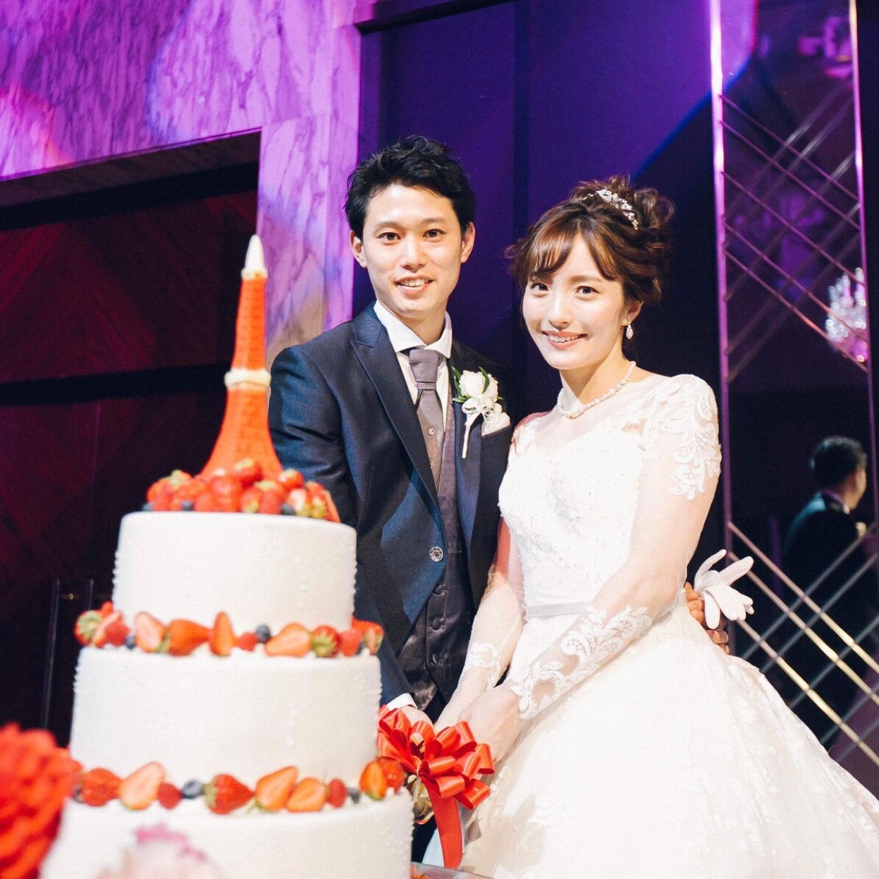 披露宴パーティのカバー写真