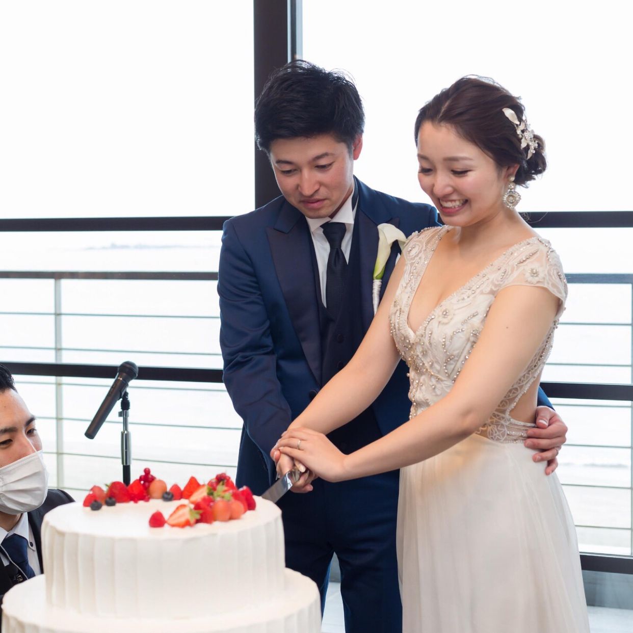 披露宴パーティのカバー写真