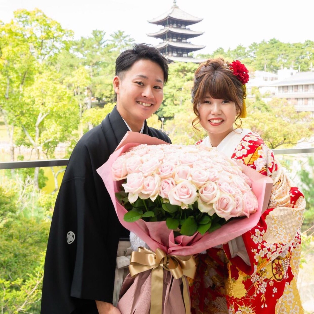 披露宴パーティのカバー写真