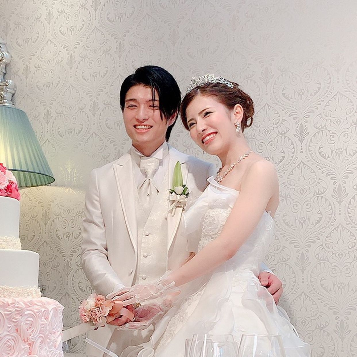 披露宴パーティのカバー写真