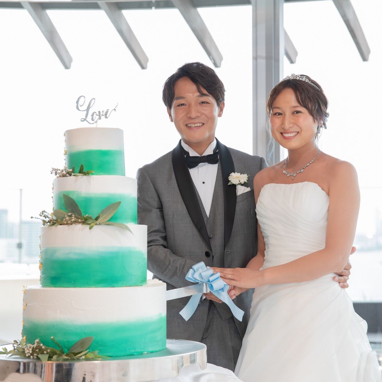 披露宴パーティのカバー写真