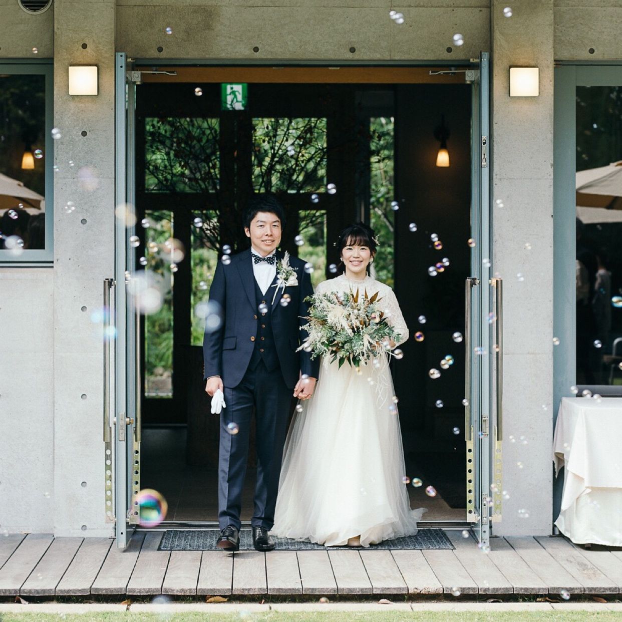 披露宴パーティのカバー写真