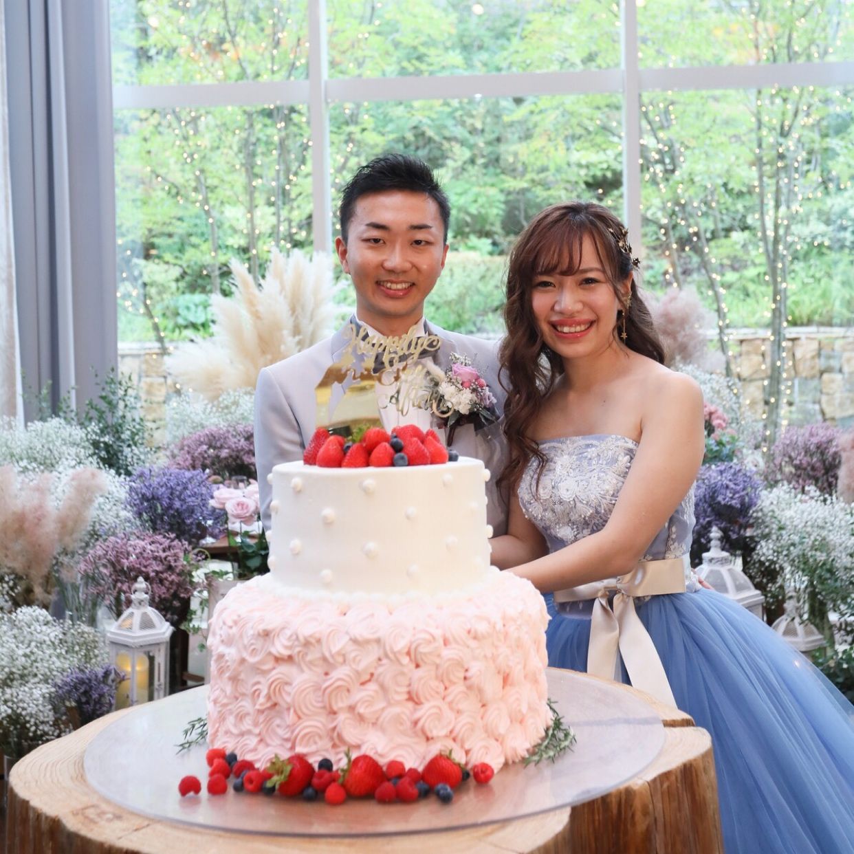 披露宴パーティのカバー写真