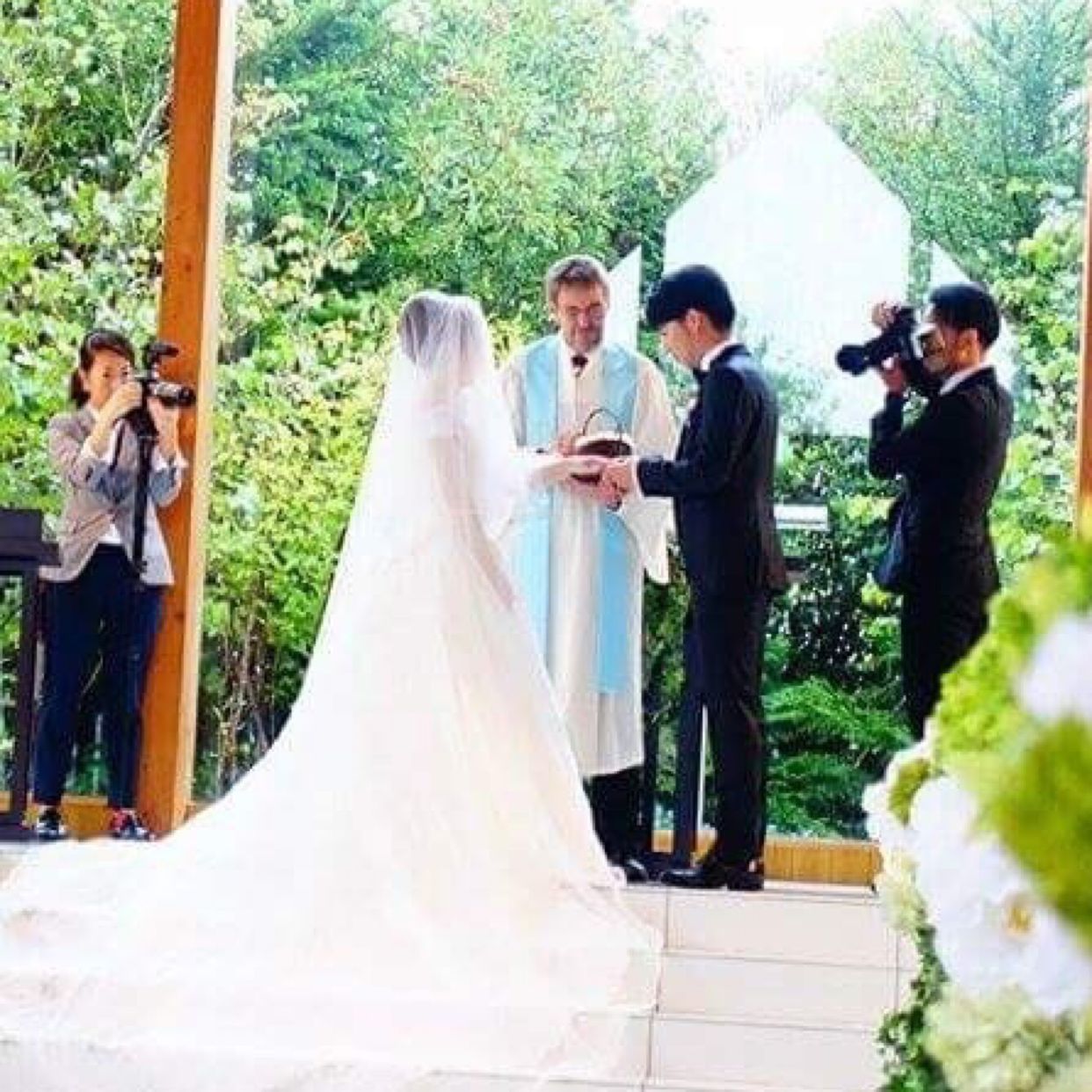 挙式のカバー写真