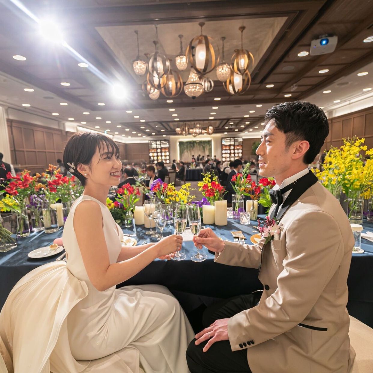 披露宴パーティのカバー写真