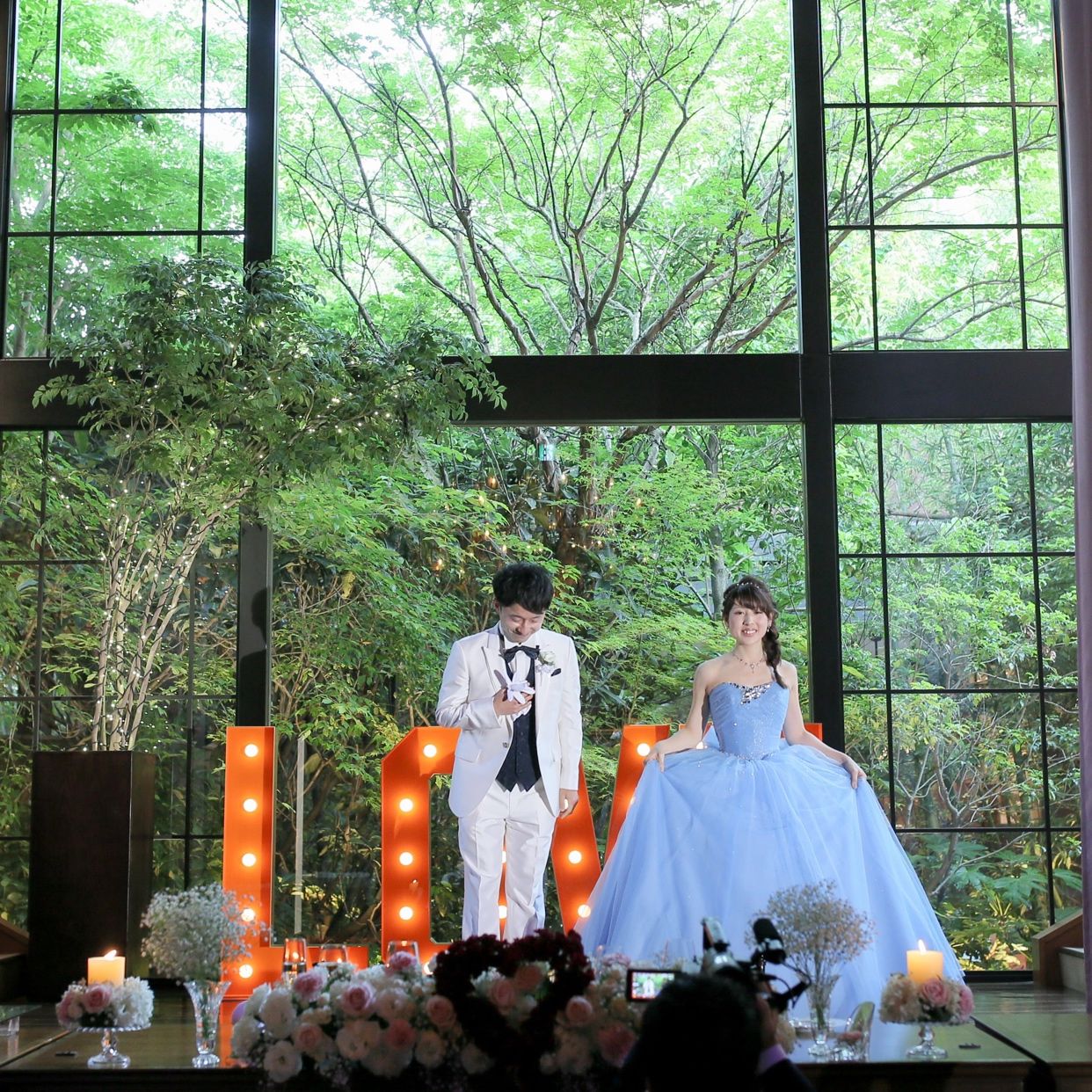 披露宴パーティのカバー写真