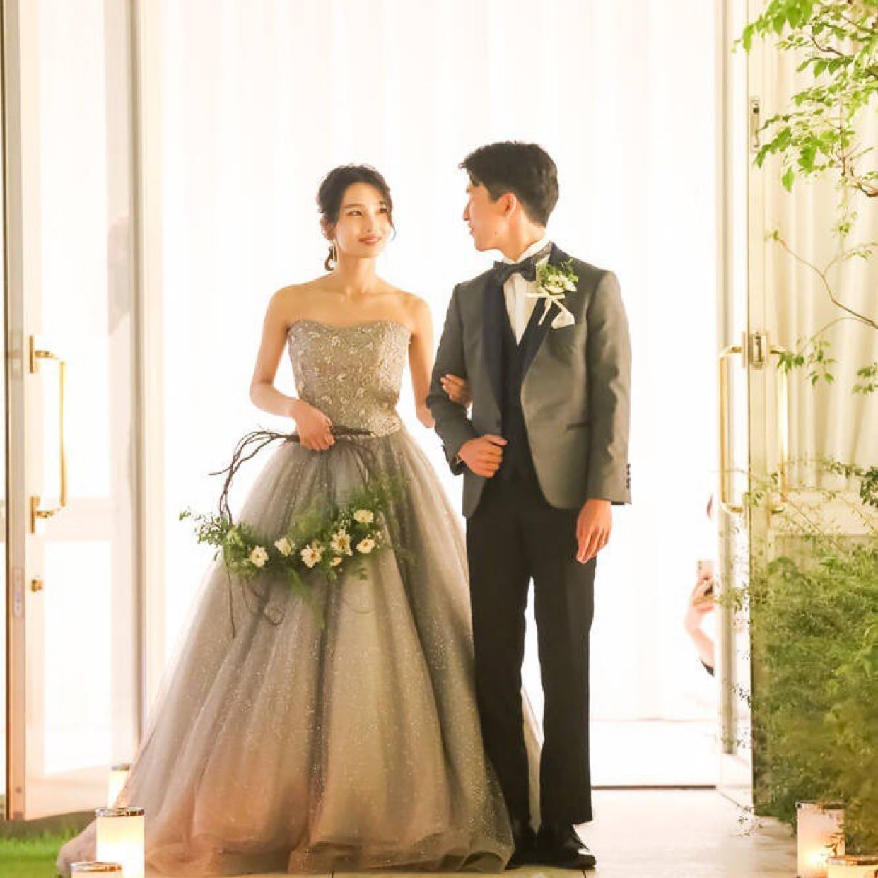 披露宴パーティのカバー写真