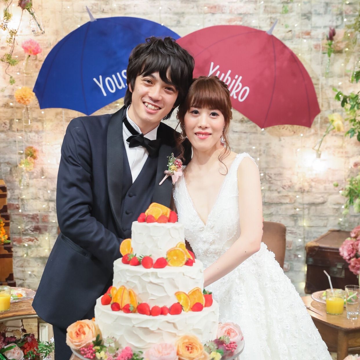 披露宴パーティのカバー写真