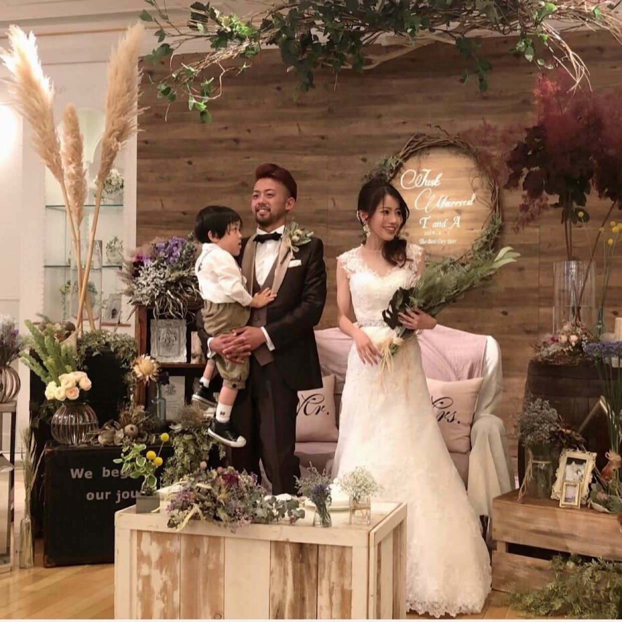 披露宴パーティのカバー写真