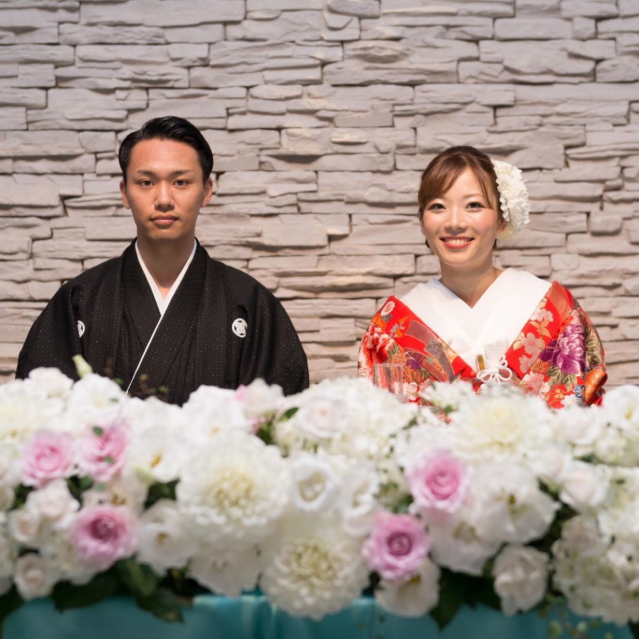 披露宴パーティのカバー写真