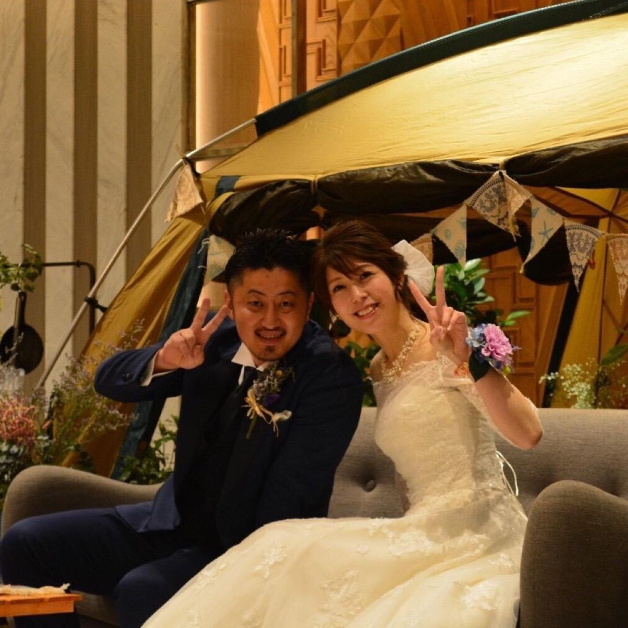 披露宴パーティのカバー写真