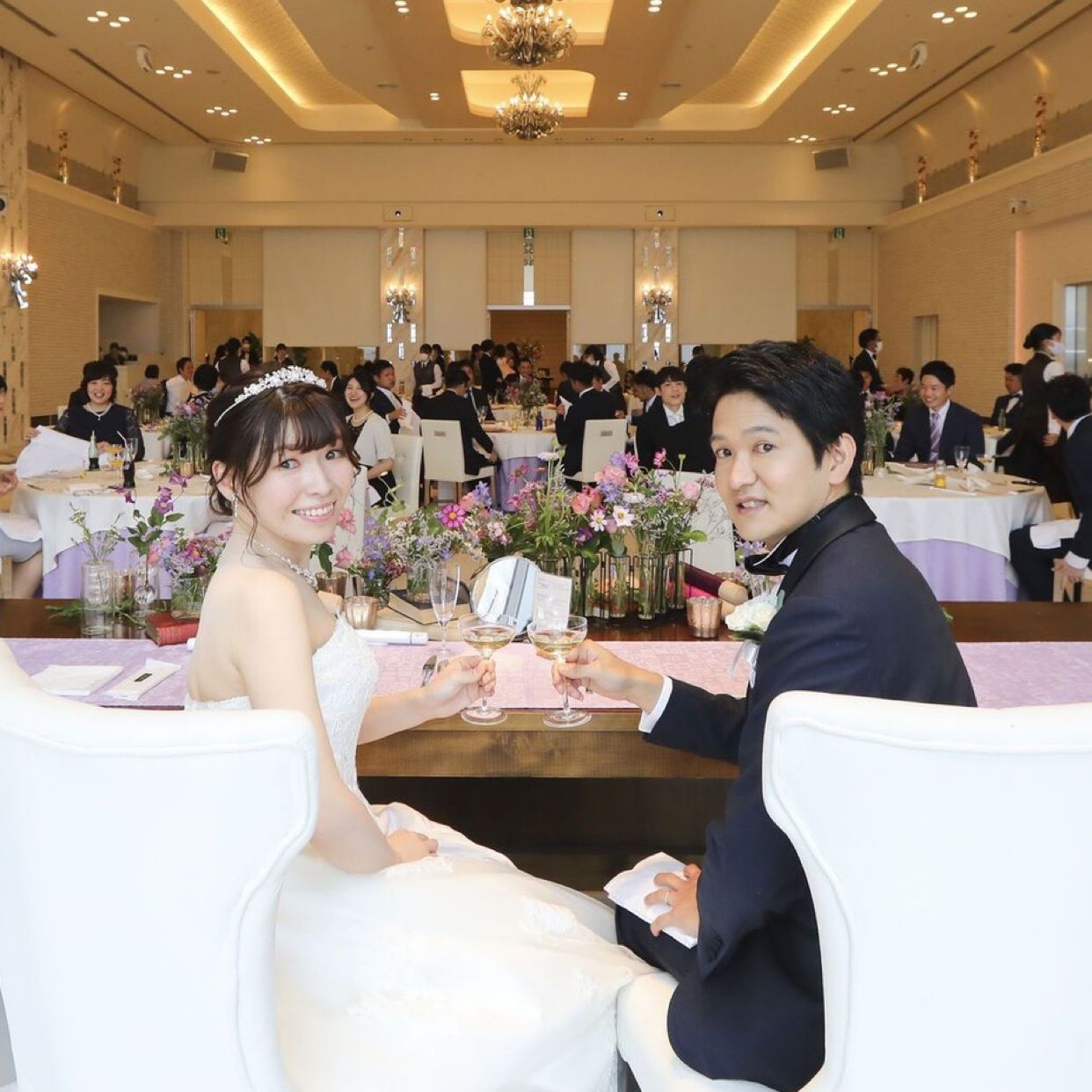 披露宴パーティのカバー写真