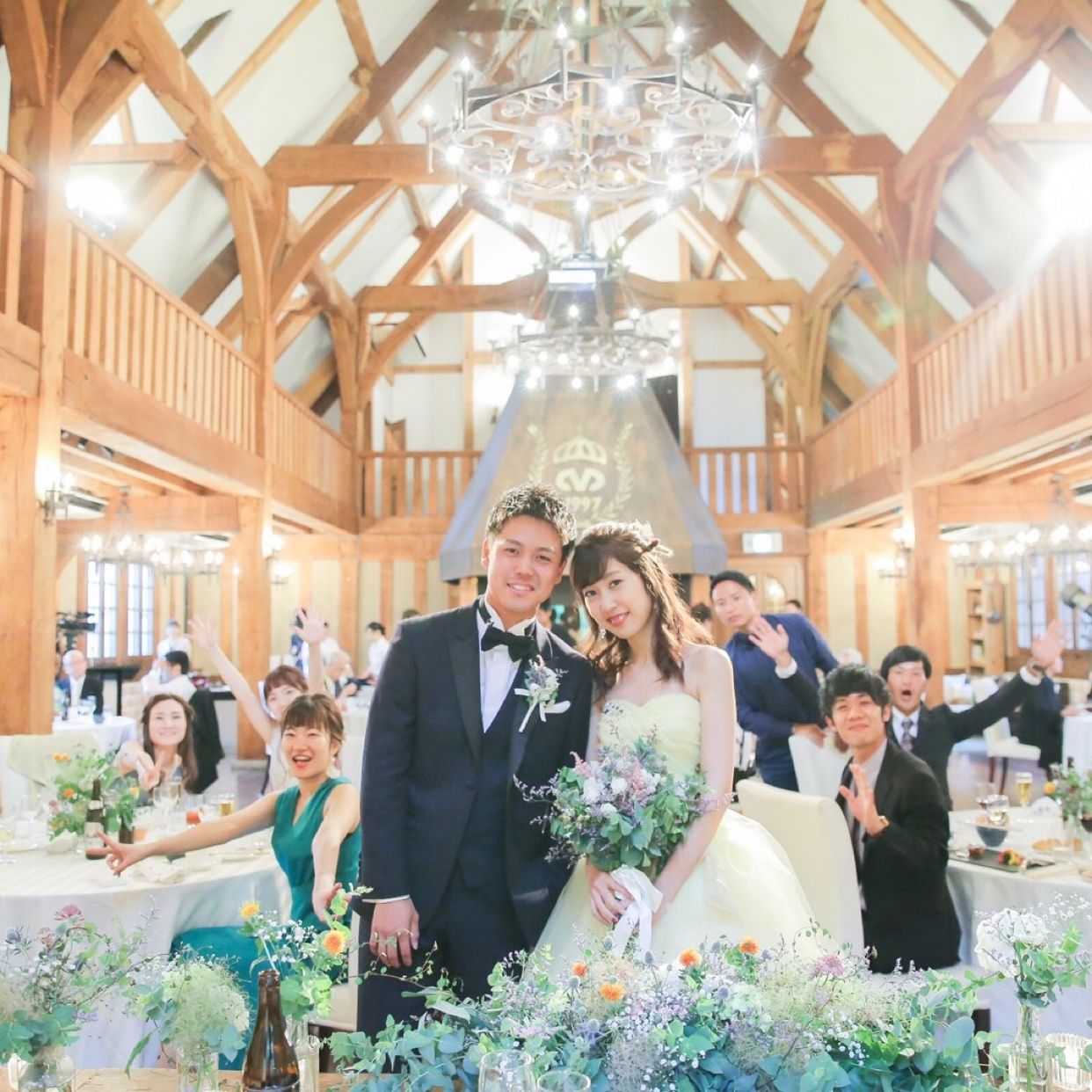 披露宴パーティのカバー写真