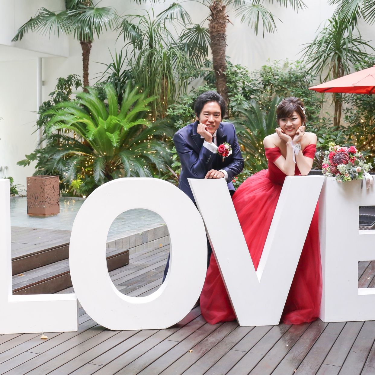 披露宴パーティのカバー写真