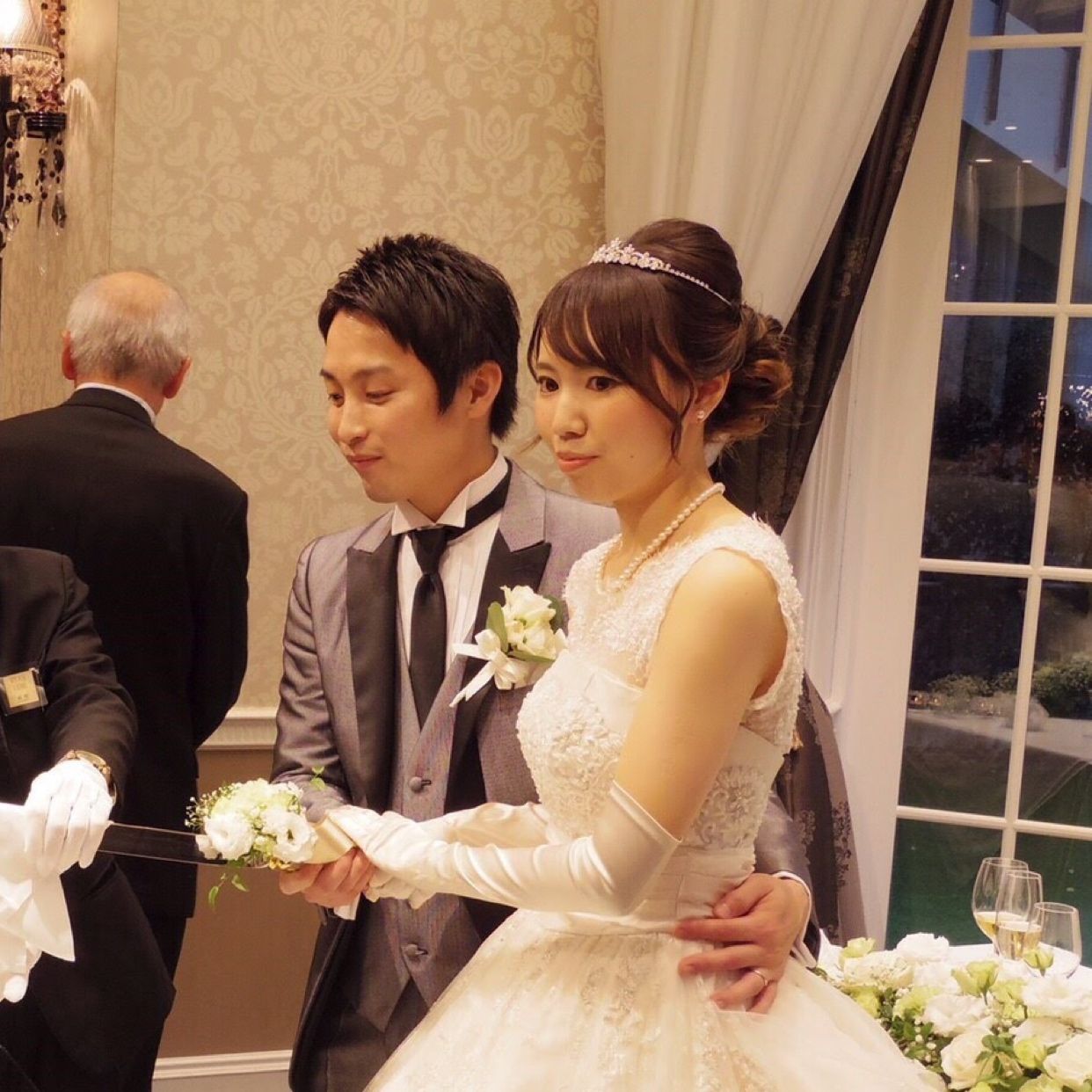 披露宴パーティのカバー写真