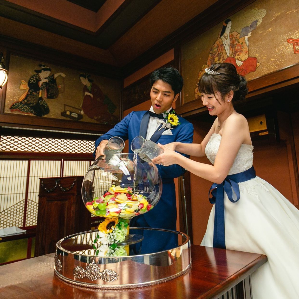 披露宴パーティのカバー写真