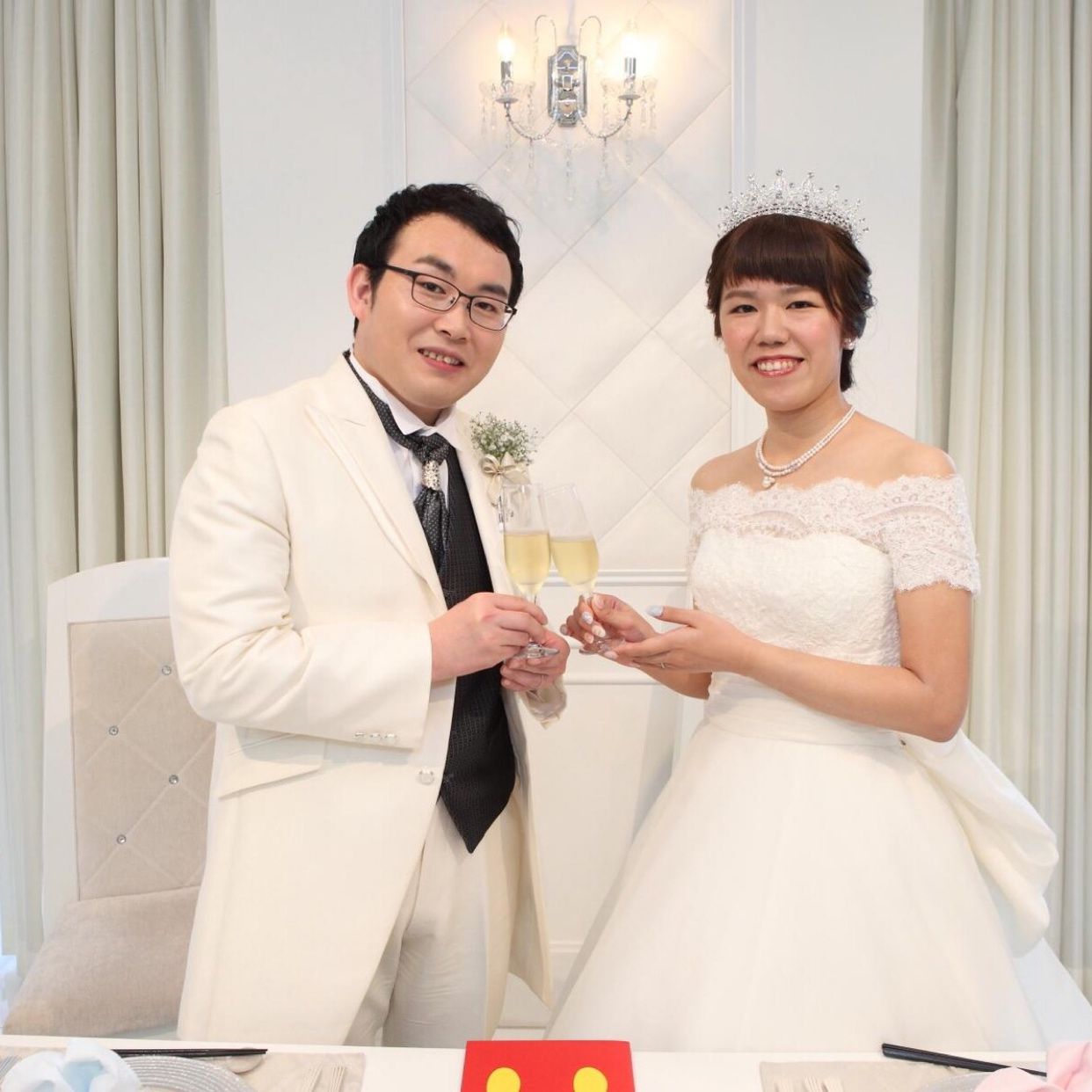 披露宴パーティのカバー写真