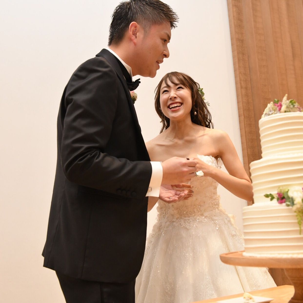 披露宴パーティのカバー写真