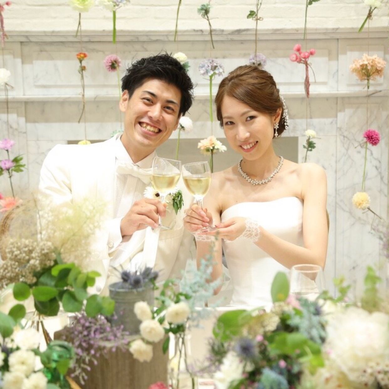 披露宴パーティのカバー写真