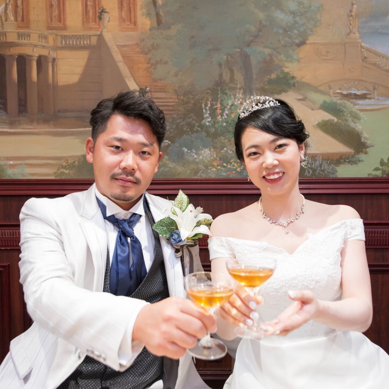 披露宴パーティのカバー写真