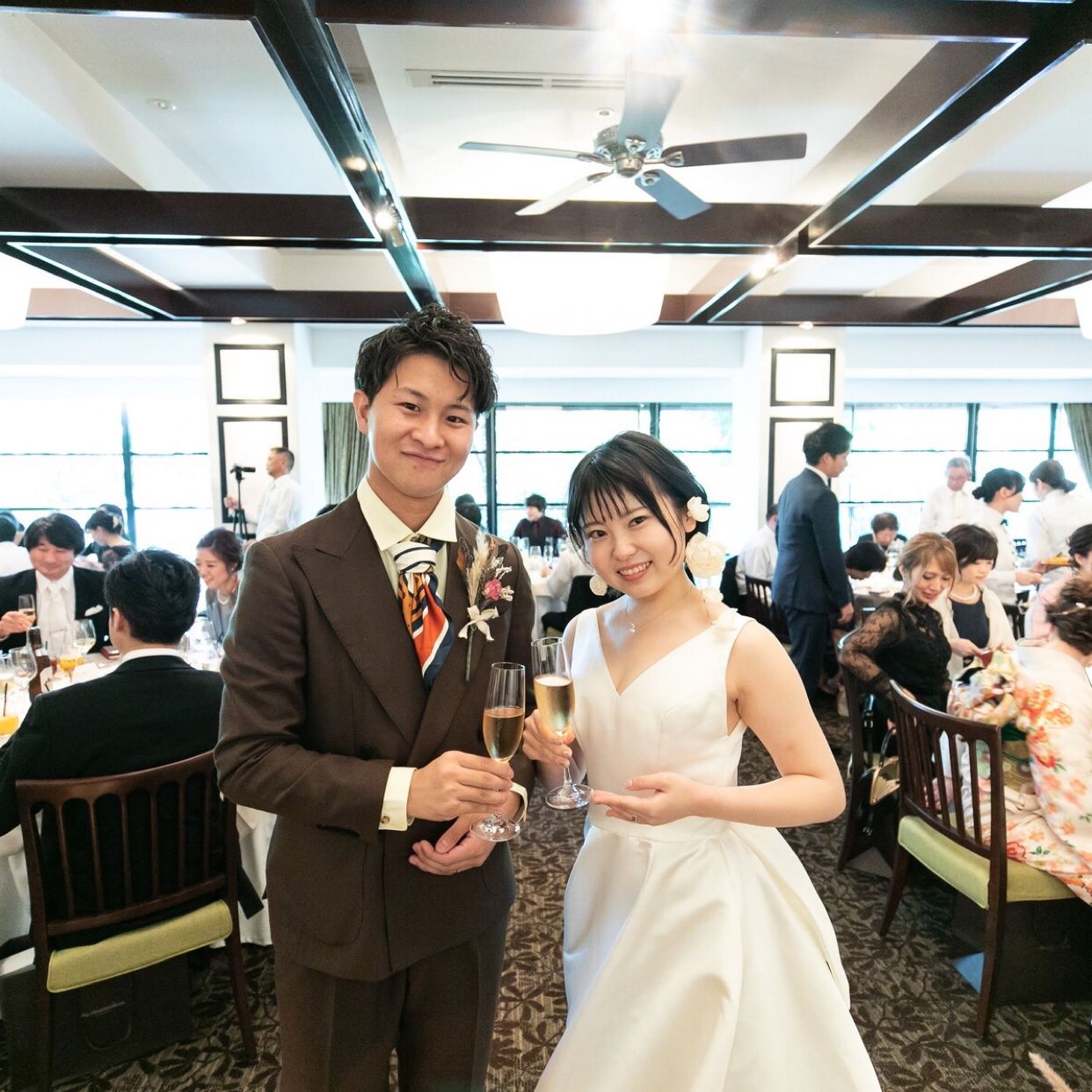 披露宴パーティのカバー写真