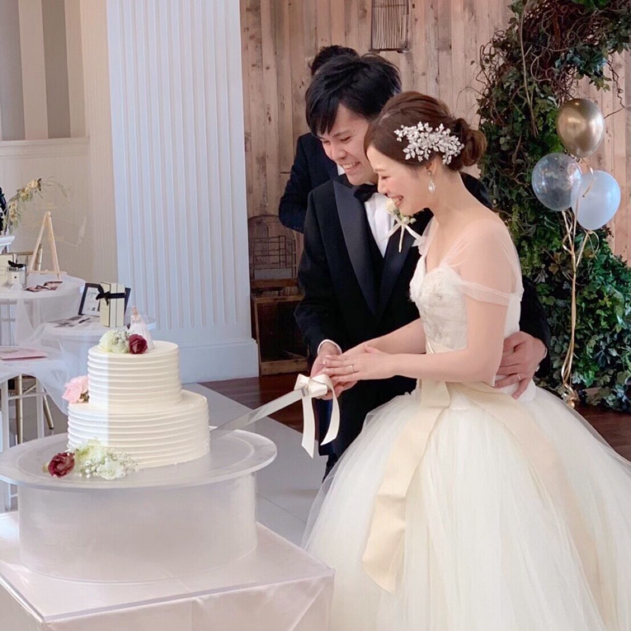 披露宴パーティのカバー写真