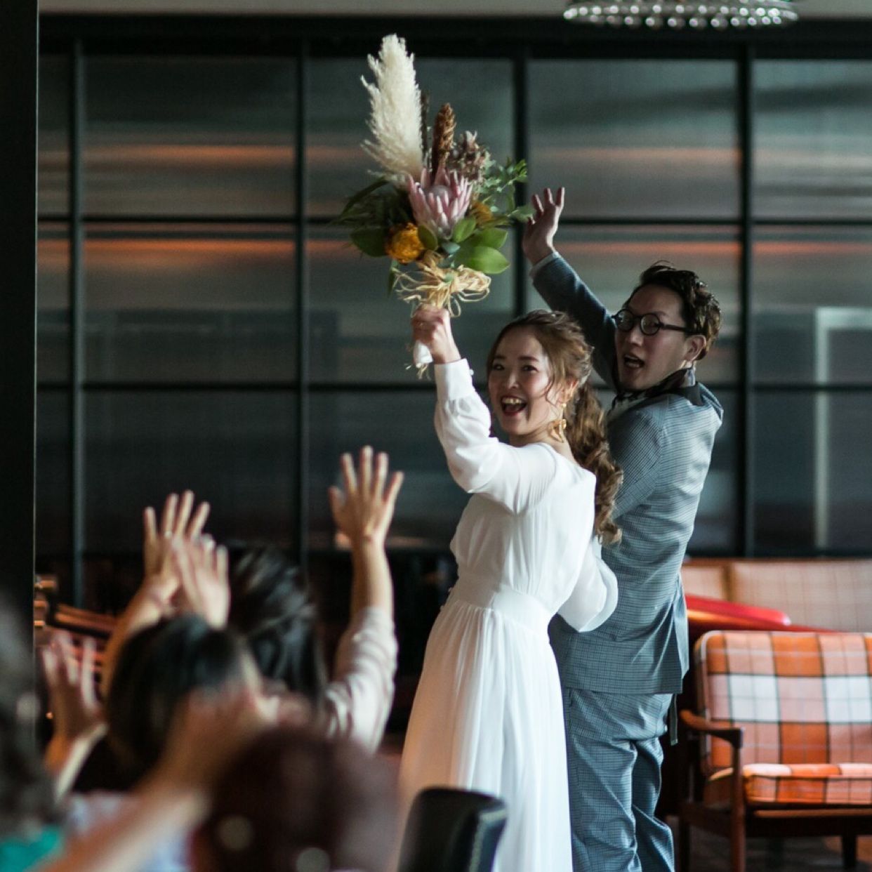 披露宴パーティのカバー写真