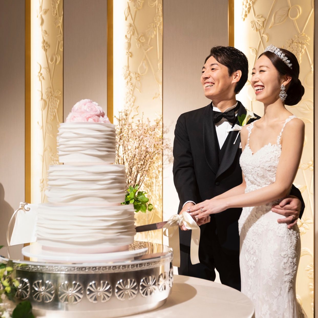 披露宴パーティのカバー写真