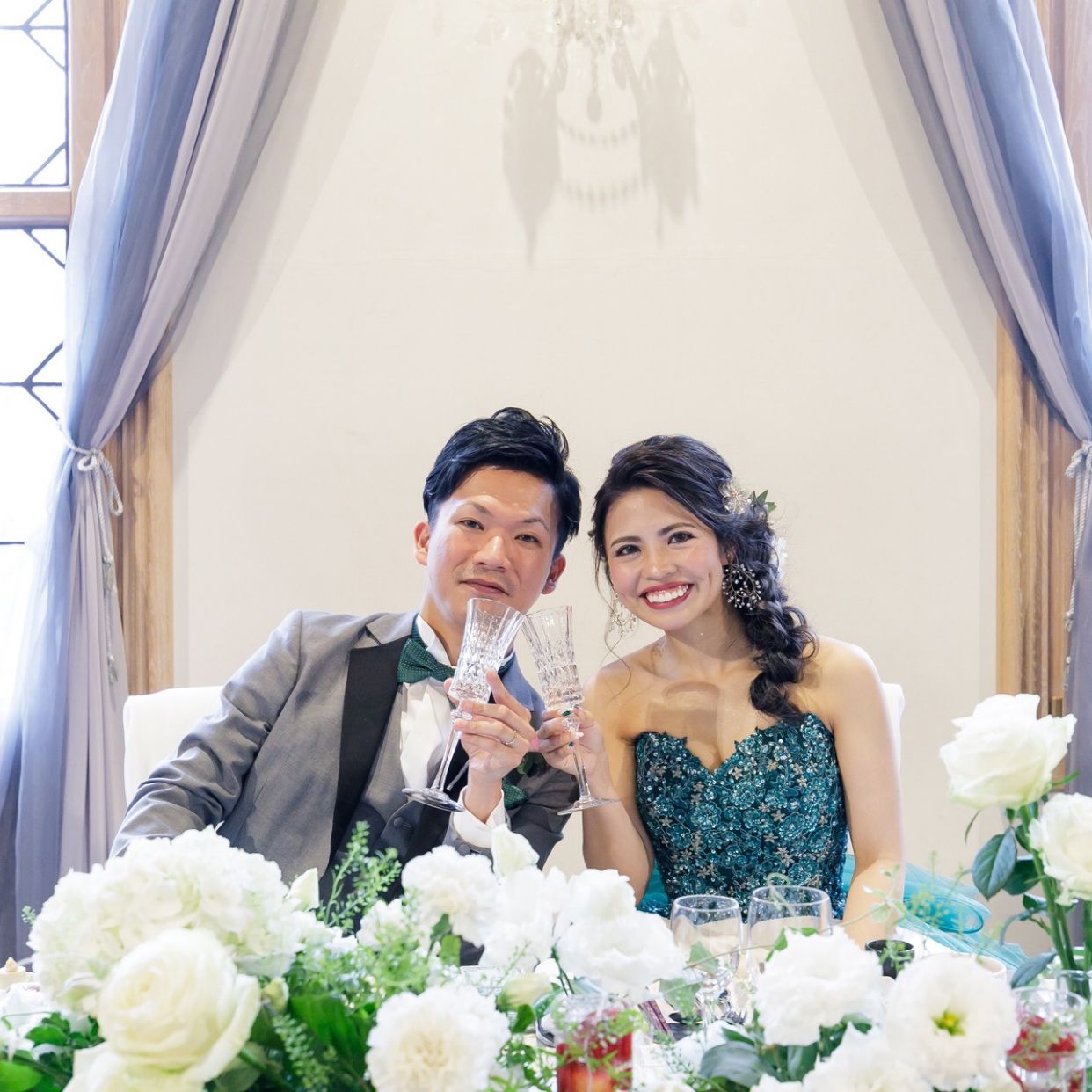 披露宴パーティのカバー写真